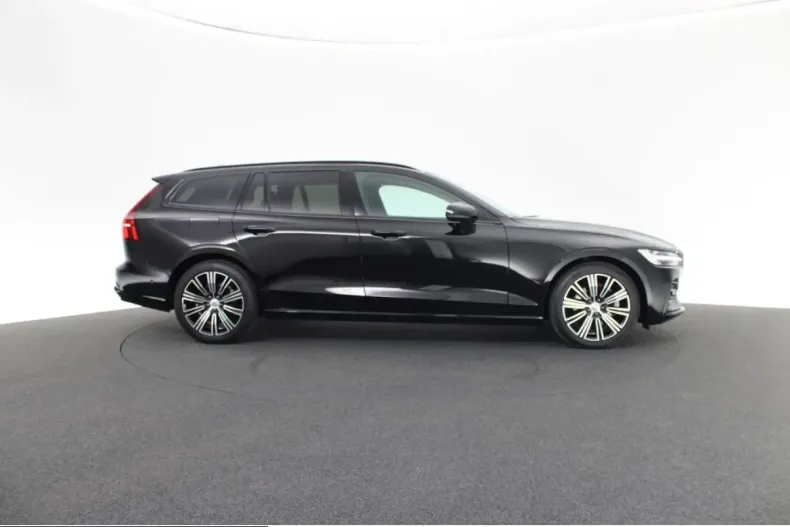 Volvo V60 din 2025 cu 15.614 km - oferta VOL249063 - foto 6