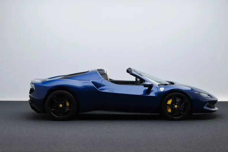 Ferrari 296 GTS din 2025 cu 4.300 km - oferta FER249066 - foto 5