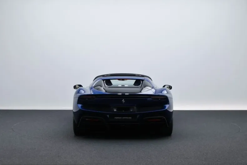 Ferrari 296 GTS din 2025 cu 4.300 km - oferta FER249066 - foto 7