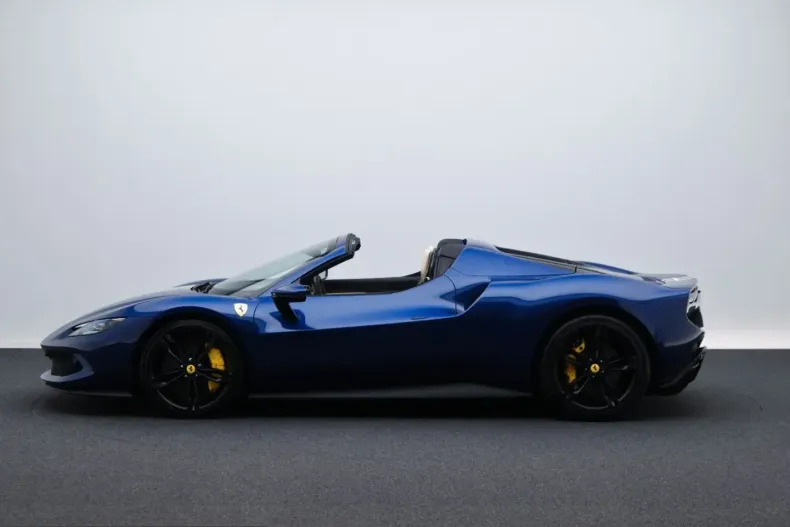 Ferrari 296 GTS din 2025 cu 4.300 km - oferta FER249066 - foto 9