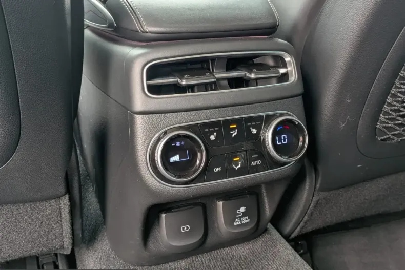 Genesis GV70 din 2023 cu 79.989 km - oferta GEN249067 - foto 19