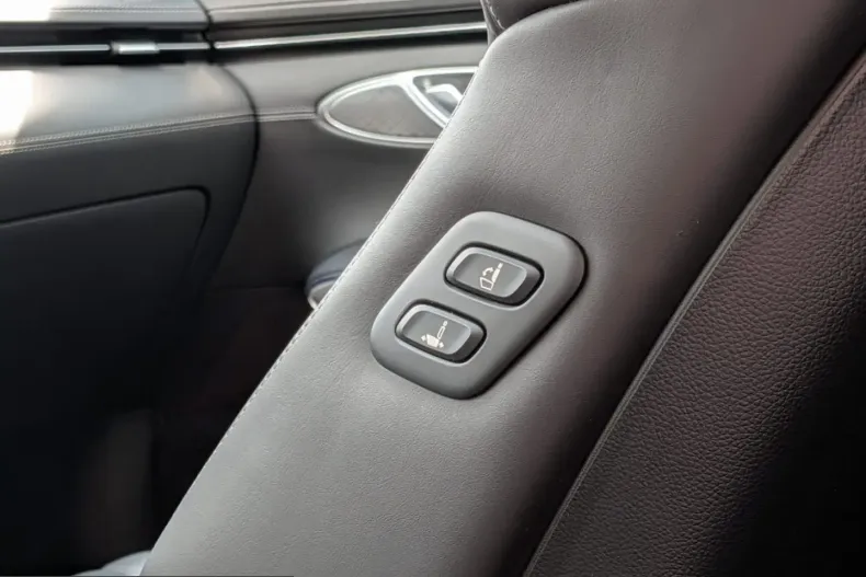 Genesis GV70 din 2023 cu 79.989 km - oferta GEN249067 - foto 27