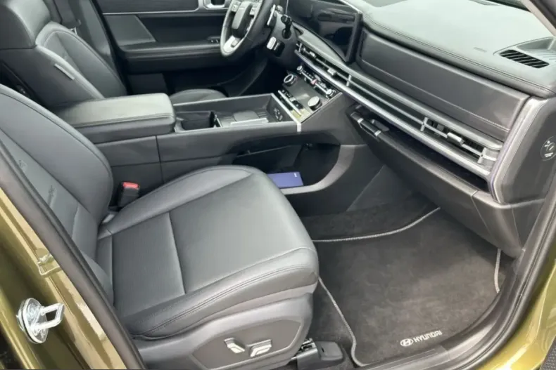 Hyundai Santa Fe din 2025 cu 10.143 km - oferta HYU249070 - foto 17