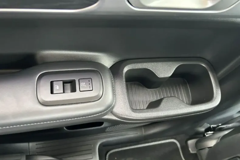 Hyundai Santa Fe din 2025 cu 10.143 km - oferta HYU249070 - foto 19