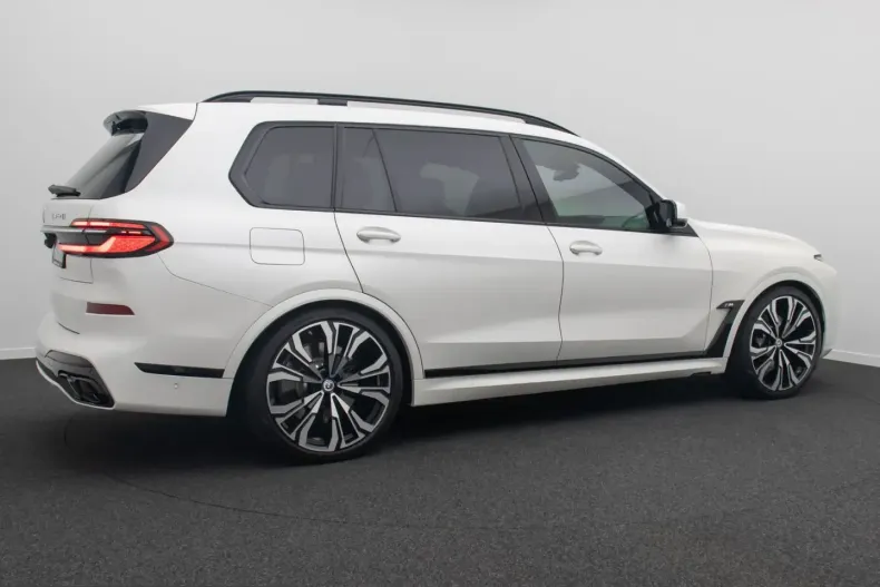 BMW X7 (Seria X) din 2022 cu 95.987 km - oferta BMW249078 - foto 5