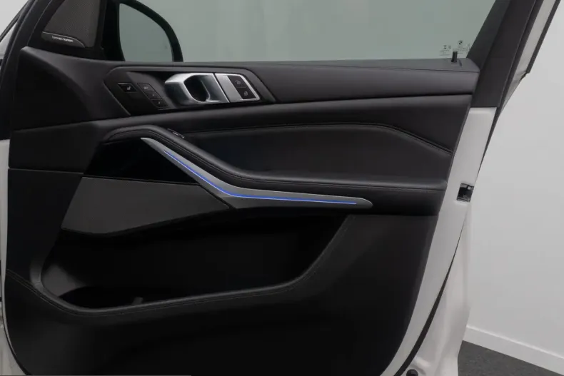 BMW X7 (Seria X) din 2022 cu 95.987 km - oferta BMW249078 - foto 31