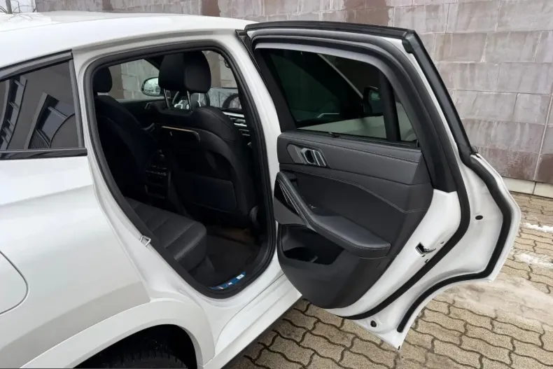 BMW X6 (Seria X) din 2025 cu 19.900 km - oferta BMW249084 - foto 12