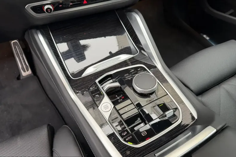 BMW X6 (Seria X) din 2025 cu 19.900 km - oferta BMW249084 - foto 24
