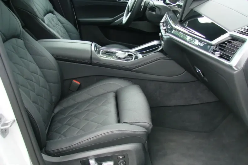 BMW X6 (Seria X) din 2025 cu 16.652 km - oferta BMW249088 - foto 16
