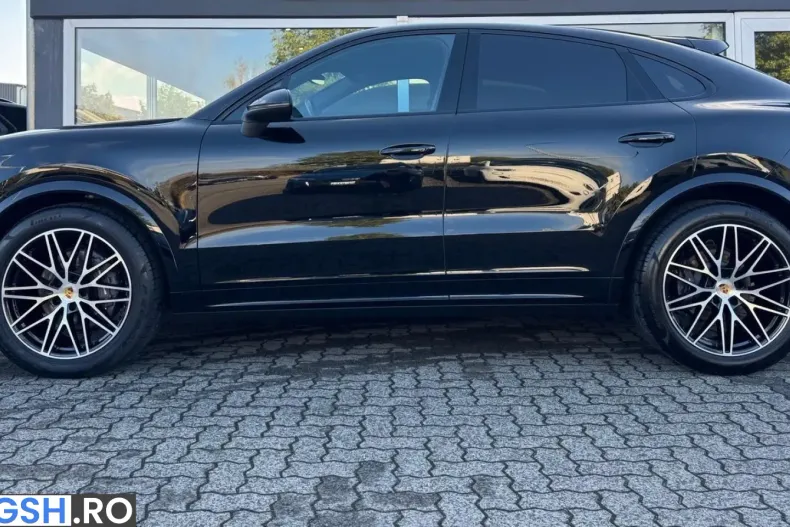 Porsche Cayenne din 2024 cu 23.834 km - oferta POR249090 - foto 2