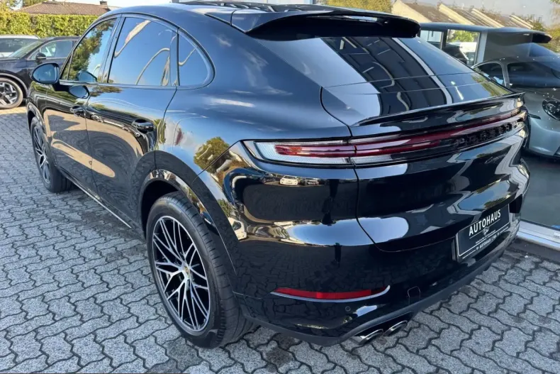 Porsche Cayenne din 2024 cu 23.834 km - oferta POR249090 - foto 3