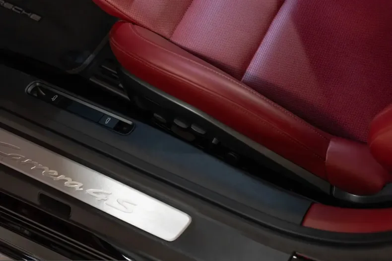 Porsche 992 din 2023 cu 22.800 km - oferta POR249104 - foto 21
