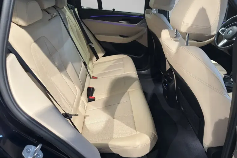 BMW X3 (Seria X) din 2024 cu 14.900 km - oferta BMW249109 - foto 14