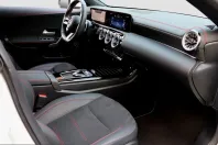 Mercedes-Benz CLA 180 7G-DCT AMG Line din 2024 cu 14.500 km - oferta MER249126 - foto 19