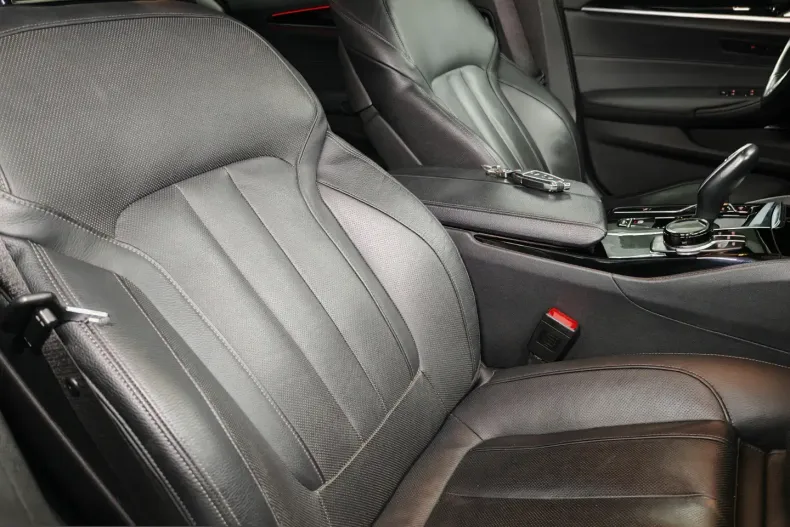 BMW 530 G30 din 2021 cu 77.000 km - oferta BMW249128 - foto 12