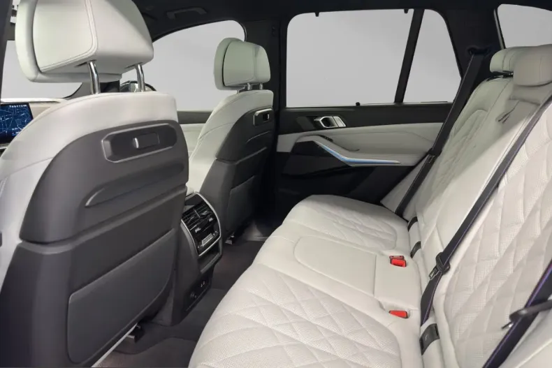BMW X5 (Seria X) din 2025 cu 11.900 km - oferta BMW249131 - foto 10