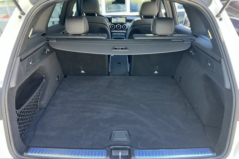 Mercedes-Benz GLC 300 (Clasa GLC) din 2024 cu 40.646 km - oferta MER249132 - foto 21