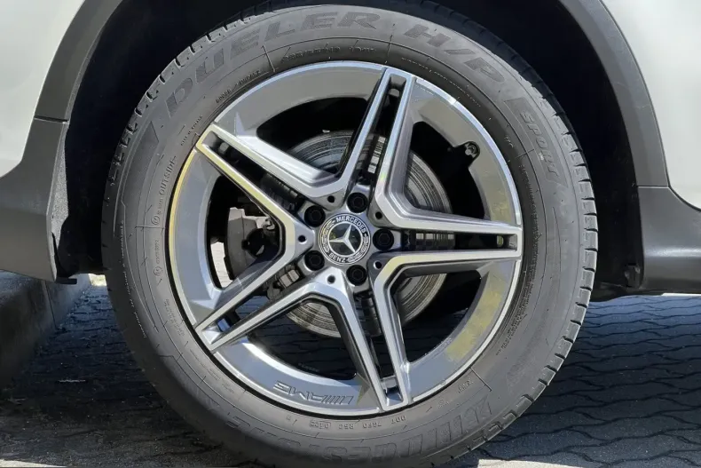 Mercedes-Benz GLC 300 (Clasa GLC) din 2024 cu 40.646 km - oferta MER249132 - foto 24