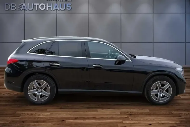 Mercedes-Benz GLC 200 (Clasa GLC) din 2024 cu 64.536 km - oferta MER249133 - foto 3