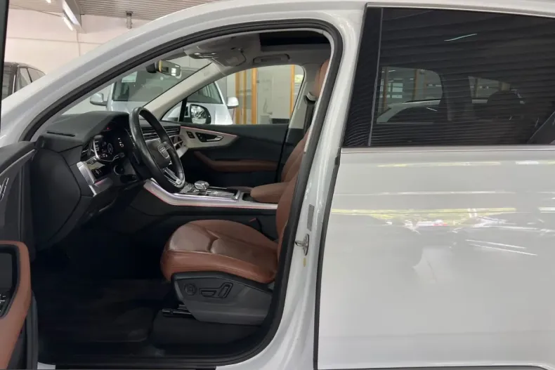 Audi Q7 din 2021 cu 72.500 km - oferta AUD249141 - foto 24