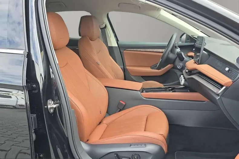 Skoda Superb din 2025 cu 33.000 km - oferta SKO249142 - foto 9