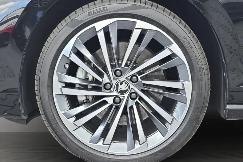 Skoda Superb din 2025 cu 33.000 km - oferta SKO249142 - foto 25