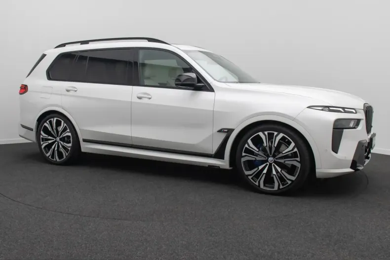 BMW X7 (Seria X) din 2023 cu 57.870 km - oferta BMW249143 - foto 4