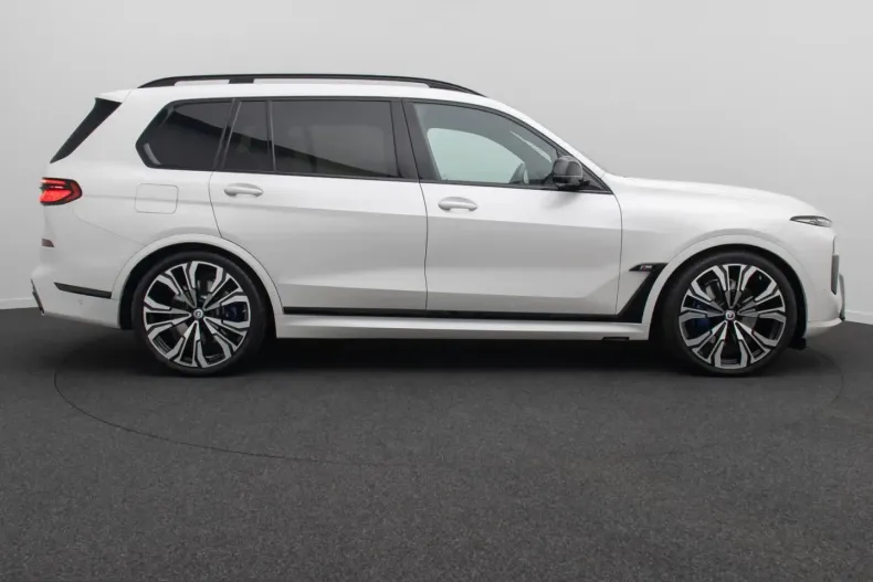 BMW X7 (Seria X) din 2023 cu 57.870 km - oferta BMW249143 - foto 5