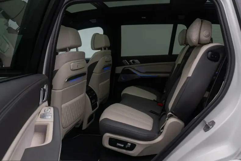 BMW X7 (Seria X) din 2023 cu 57.870 km - oferta BMW249143 - foto 25
