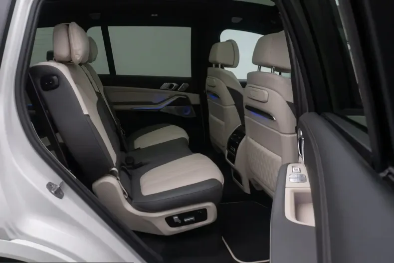 BMW X7 (Seria X) din 2023 cu 57.870 km - oferta BMW249143 - foto 26