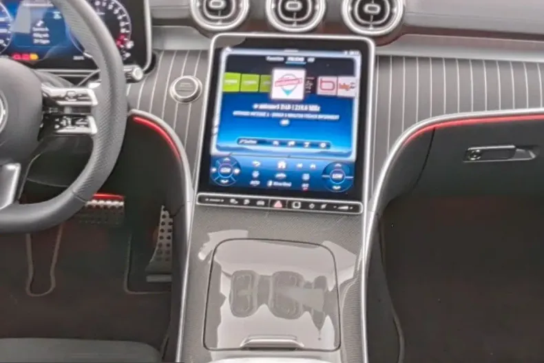 Mercedes-Benz CLE 300 (Clasa CLE) din 2025 cu 22.248 km - oferta MER249157 - foto 5