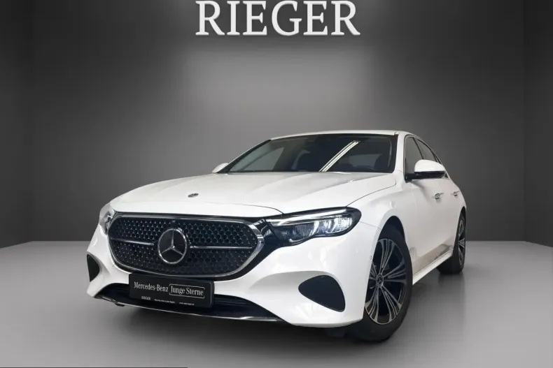 Mercedes-Benz E 220 (Clasa E) din 2025 cu 17.114 km - oferta MER249164 - foto 1