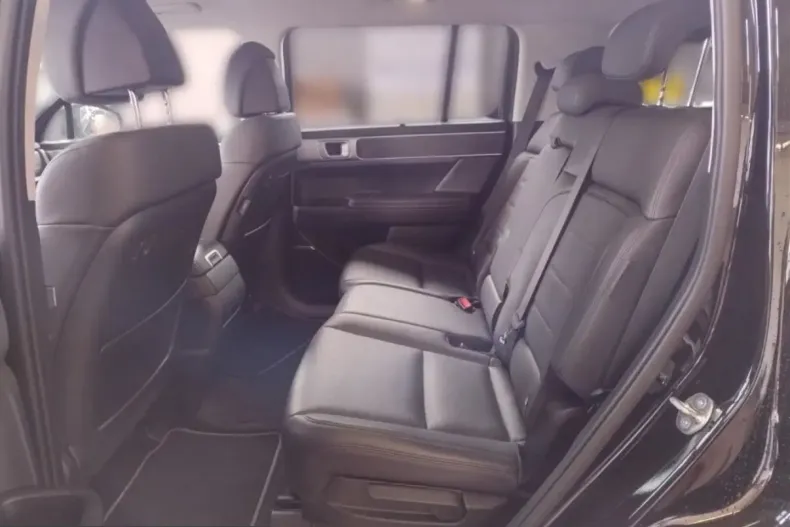 Hyundai Santa Fe din 2025 cu 41.226 km - oferta HYU249177 - foto 9