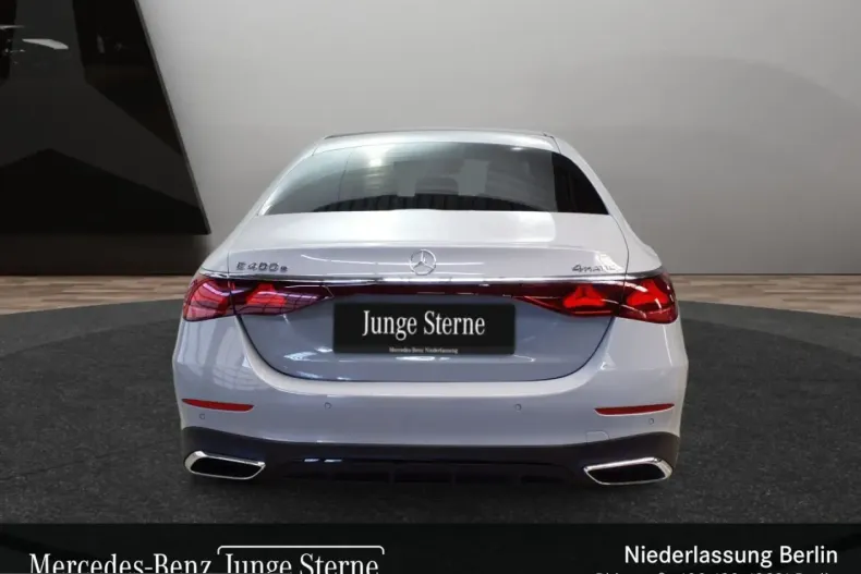 Mercedes-Benz E 400 (Clasa E) din 2025 cu 3.005 km - oferta MER249187 - foto 7