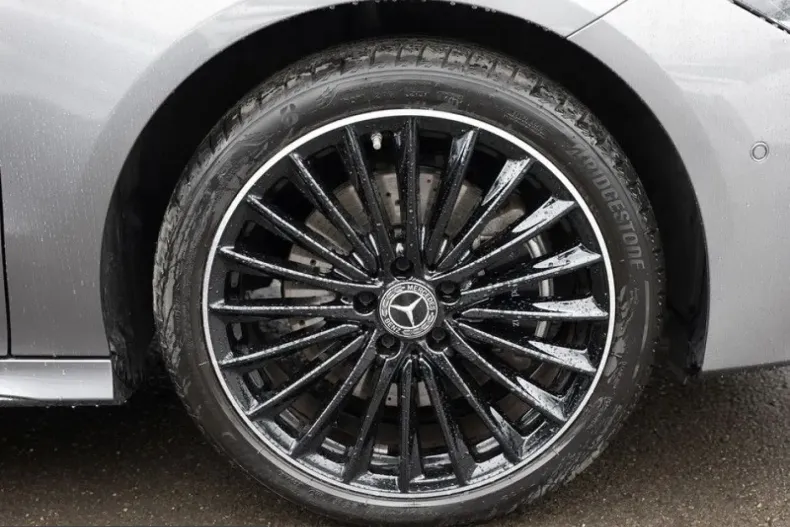 Mercedes-Benz CLA 250 (Clasa CLA) din 2025 cu 8.844 km - oferta MER249196 - foto 5