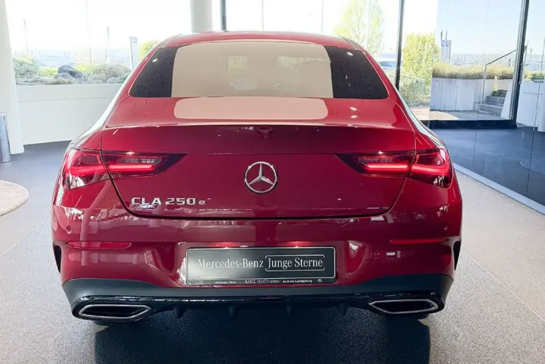 Mercedes-Benz CLA 250 (Clasa CLA) din 2025 cu 7.700 km - oferta MER249197 - foto 4