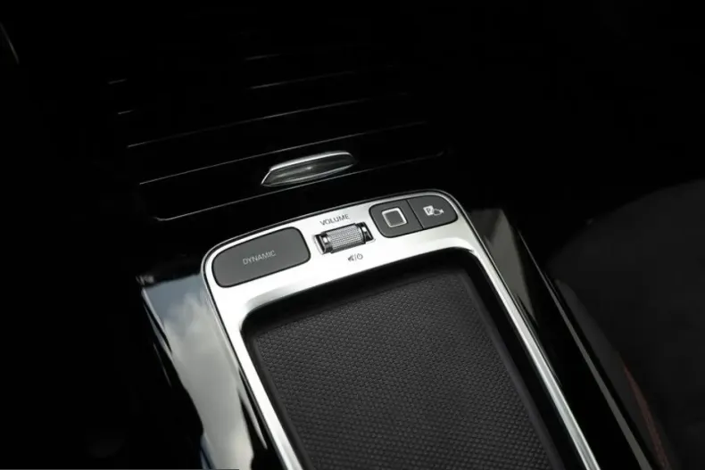 Mercedes-Benz CLA 250 (Clasa CLA) din 2025 cu 7.810 km - oferta MER249199 - foto 14