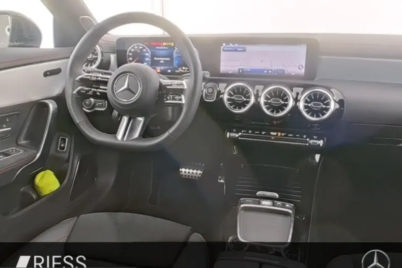Mercedes-Benz CLA 250 (Clasa CLA) din 2025 cu 26.840 km - oferta MER249200 - foto 5