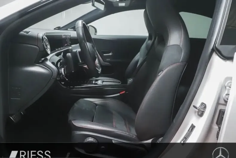 Mercedes-Benz CLA 250 (Clasa CLA) din 2025 cu 30.632 km - oferta MER249201 - foto 10