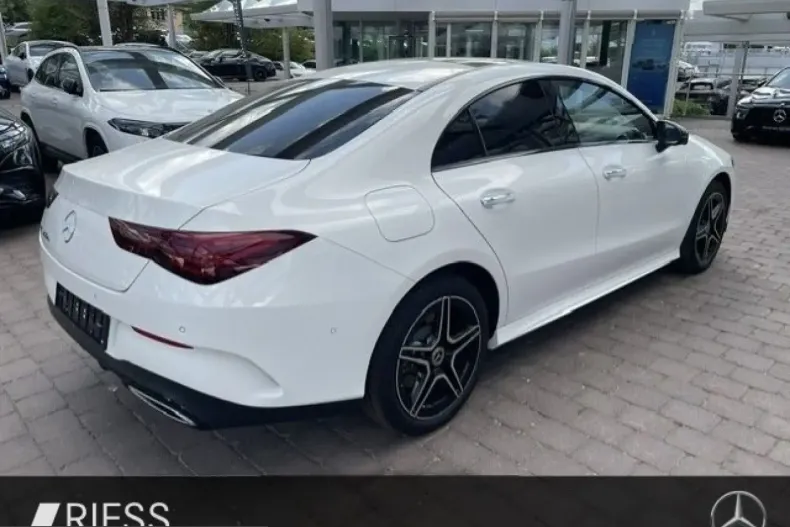 Mercedes-Benz CLA 250 (Clasa CLA) din 2025 cu 19.567 km - oferta MER249202 - foto 12