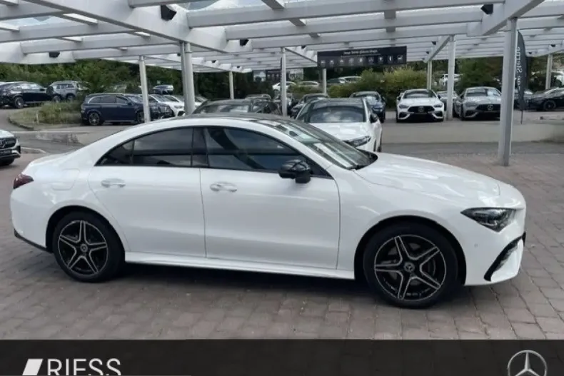 Mercedes-Benz CLA 250 (Clasa CLA) din 2025 cu 19.567 km - oferta MER249202 - foto 13