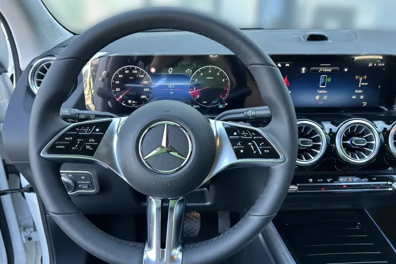 Mercedes-Benz GLA din 2026 cu 3.000 km - oferta MER249214 - foto 10