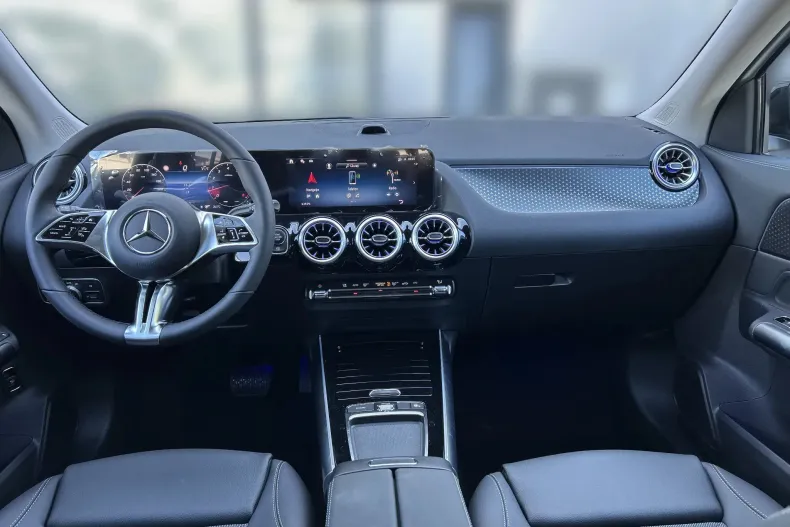 Mercedes-Benz GLA din 2026 cu 3.000 km - oferta MER249214 - foto 11