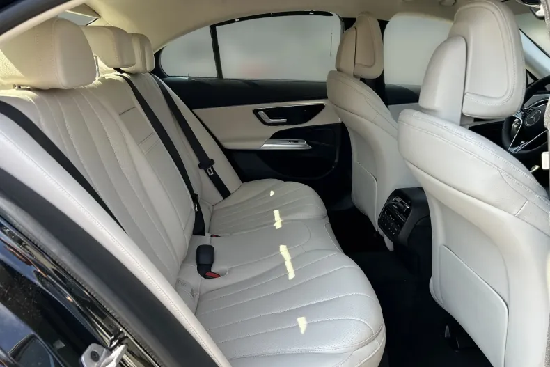 Mercedes-Benz E din 2026 cu 6 km - oferta MER249218 - foto 14