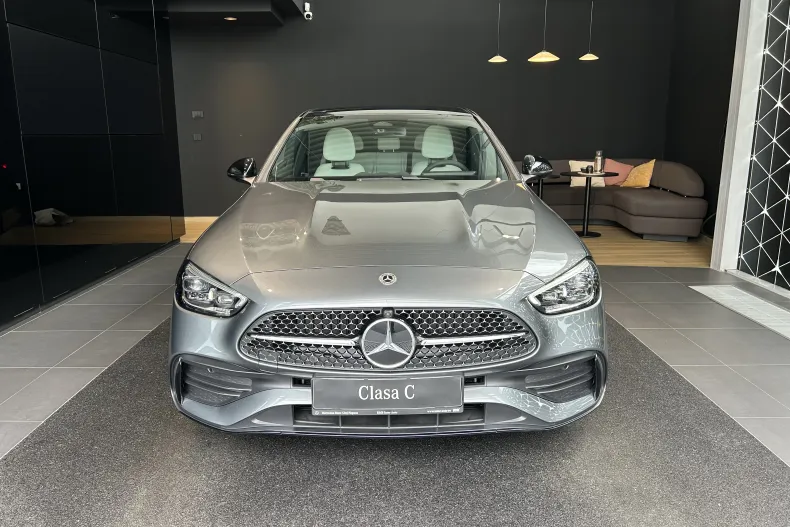 Mercedes-Benz C din 2026 cu 9 km - oferta MER249220 - foto 1