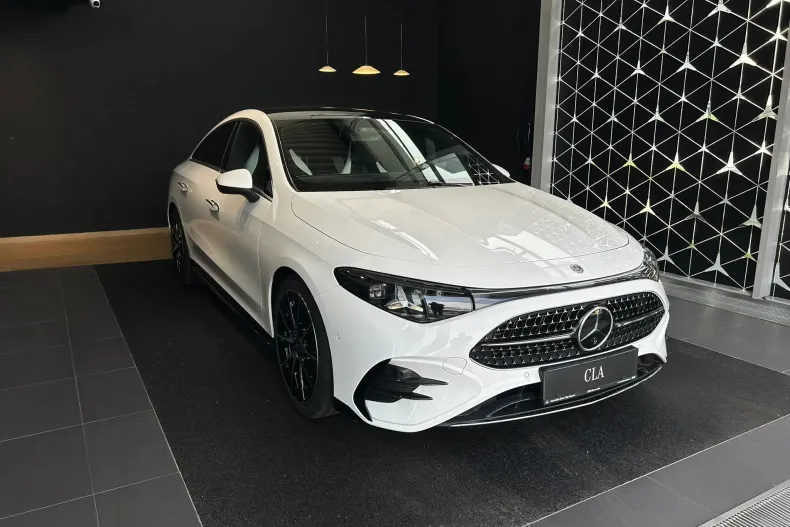 Mercedes-Benz CLA 200 (Clasa CLA) din 2026 cu 11 km - oferta MER249221 - foto 2