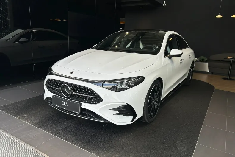 Mercedes-Benz CLA 200 (Clasa CLA) din 2026 cu 11 km - oferta MER249221 - foto 3