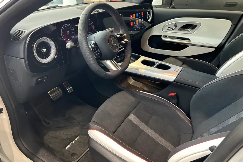 Mercedes-Benz CLA 200 (Clasa CLA) din 2026 cu 11 km - oferta MER249221 - foto 5