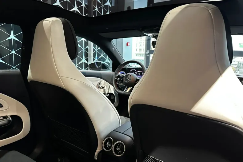 Mercedes-Benz CLA 250 (Clasa CLA) din 2025 cu 3.000 km - oferta MER249223 - foto 8