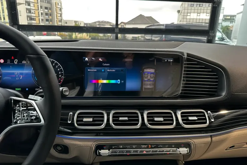 Mercedes-Benz GLE 400 (Clasa GLE) din 2025 cu 15 km - oferta MER249224 - foto 18